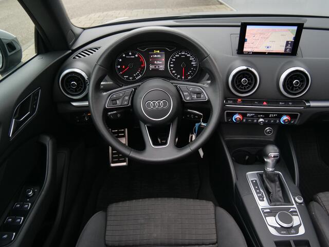 Audi A3 Cabriolet 1.5 TFSI 150pk CoD Sport S Line Edition Automaat LED / Camera / Navigatie