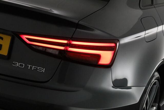 Audi A3 Limousine 30 TFSI Sport S Line Edition AUTOMAAT / NL-AUTO / FULL LED / CLIMA / PDC / BLUETOOTH