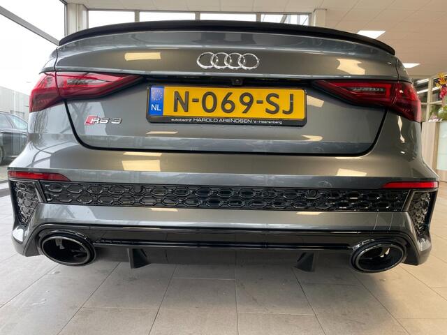 Audi A3 2.5 TFSI RS 3 QUATTRO RS3 Limousine