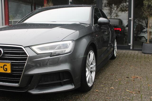 Audi A3 Limousine 35 TFSI CoD Sport S Line Edition | S-tronic | PDC Achter | Trekhaak |