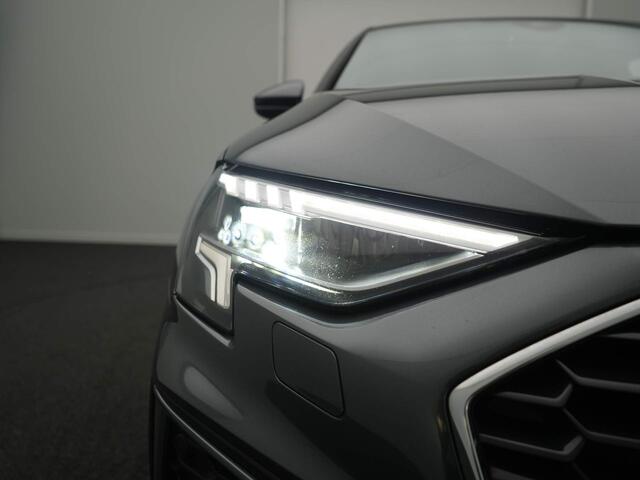 Audi A3 Limousine 30 TFSI S edition - Automaat - Navigatiesysteem - 2x S-Line