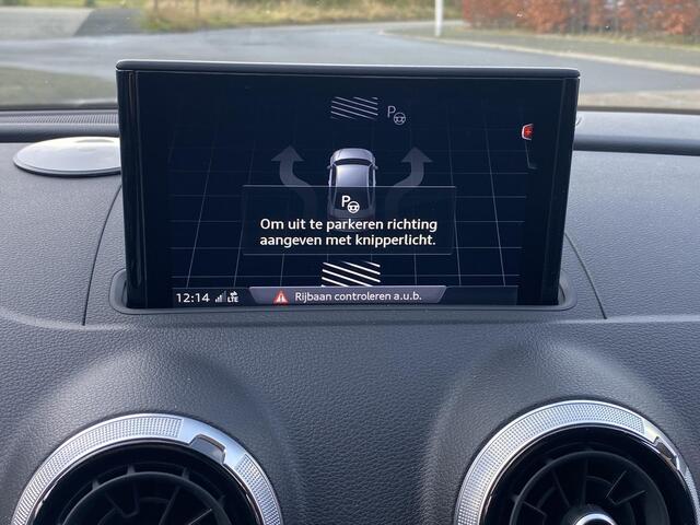 Audi A3 Limousine 1.6 TDi S-Tronic Sport S Line Edition met o.a. navigatie, LED, ambiente verlichting interieur, park assist, etc.
