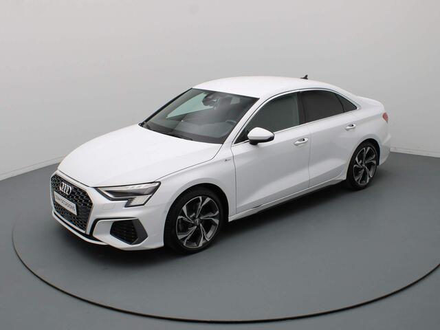 Audi A3 Limousine 35 TFSI 150pk S edition S-Tronic/Automaat Camera | Climate | Navi | Parksens. v+a | 18" Velgen