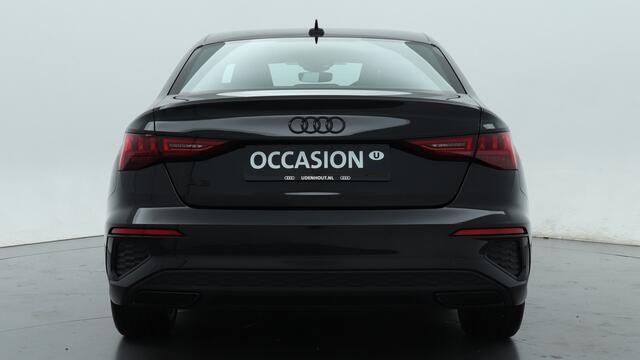 Audi A3 Limousine 30 TFSI S edition | 17" LMV | Adaptive cruise | Navigatie | Carplay |