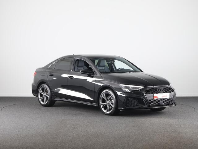 Audi A3 Limousine 30 TFSI S edition 110 pk S-tronic | Verlengde garantie | Navigatie | Parkeersensoren achter | Adaptieve cruise control | S-Line |