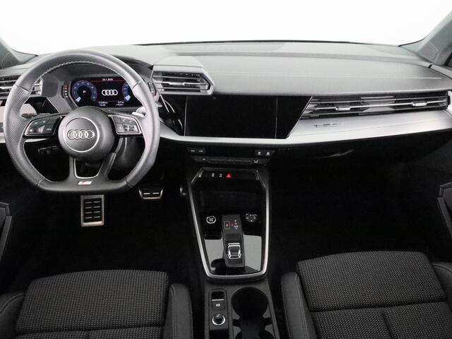 Audi A3 Limousine 30 TFSI S edition 110 pk S-tronic | Verlengde garantie | Navigatie | Parkeersensoren achter | Adaptieve cruise control | S-Line |