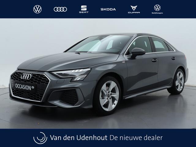 Audi A3 Limousine 30 TFSI S edition | Navigatie | Carplay | Climate control |