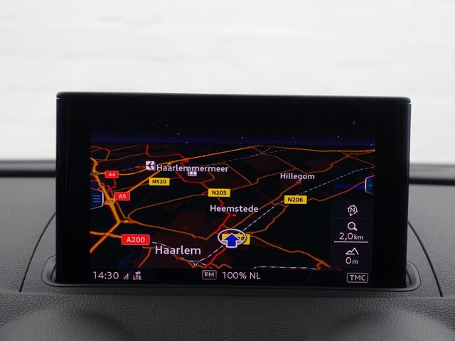 Audi A3 Limousine 1.5 TFSI S Line Aut- Xenon Led, Leder Sport Interieur, Dynamic Select, Sfeerverlichting, Clima, Cruise