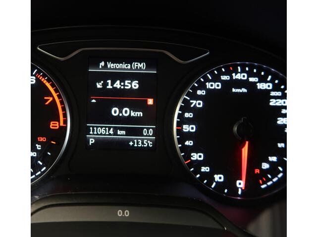 Audi A3 Cabriolet 1.4 TFSI CoD Ambiente Pro Line Plus Open Days 3x S Line Automaat Nekverwarming Leer Navi Sportstoelen 19 inch Sportvelgen PDC Cruise control Metallic Boekjes Nette staat Windscherm