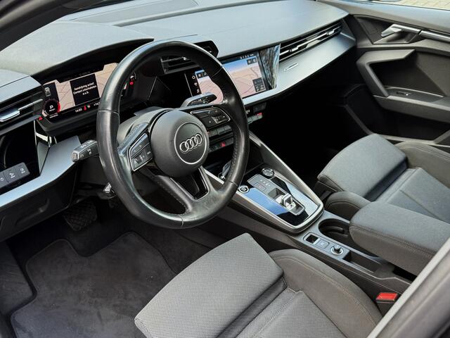 Audi A3 Limousine 35 TFSI 150PK AUT. *!* S-LINE *!* RADAR/ VIRTUAL/ CARPLAY/ 18 INCH/ LED *!*