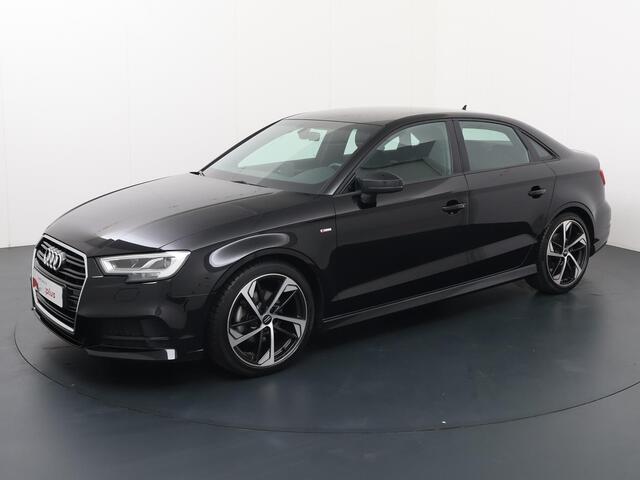 Audi A3 Limousine 35 TFSI CoD Advance Sport | 150 PK | Automaat | S-Line exterieur en interieur | Virtual Cockpit | Lichtmetalen velgen 18"|