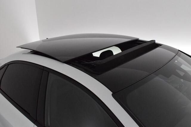 Audi A3 Limousine 35 TFSI 150pk S-Tronic 2x S-Line Black Edition Panoramadak Virtual Cockpit Navigatie