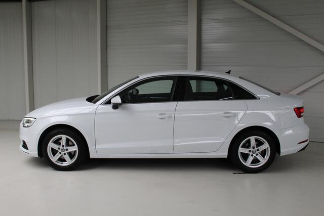 Audi A3 Limousine 35 TFSI CoD Pro Line Navigatie | Lichtmetalen velgen | Cruise Control