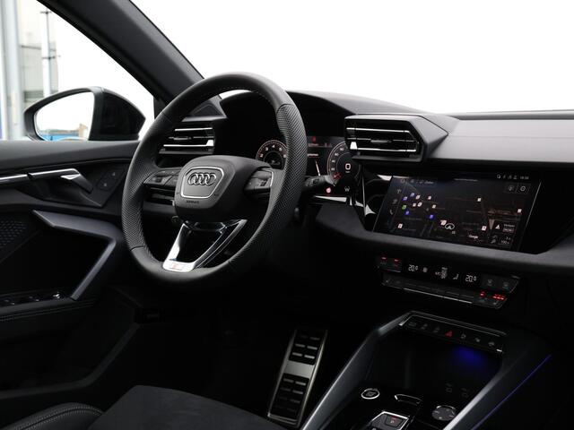 Audi A3 Limousine 35 TFSI S edition | Nieuw model | 110 kW / 150 pk | Matrix LED | Achteruitrijcamera | 19" Lichtmetalen velgen