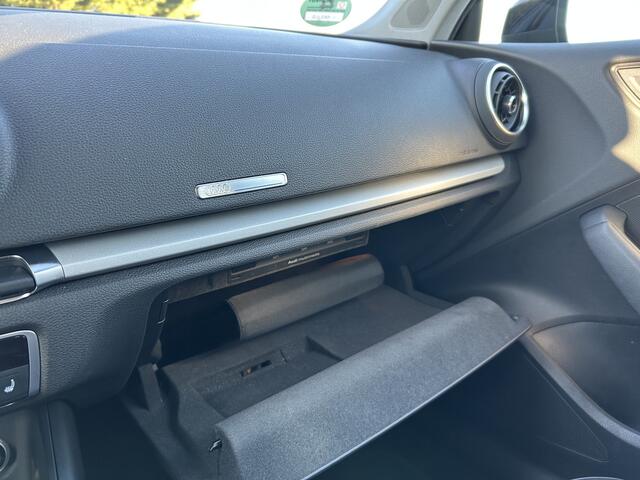 Audi A3 Limousine 1.4 TFSI CoD Design Pro Line Plus leer navi airco/ecc keurige auto