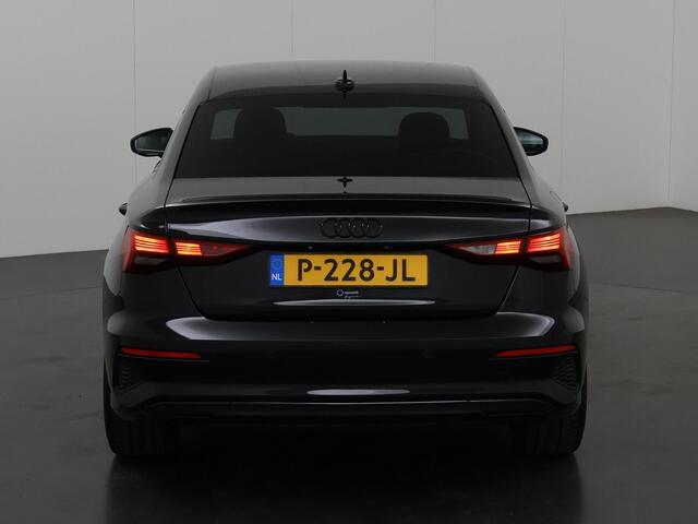 Audi A3 Limousine 35 TFSI S edition | Navigatie | Parkeersensoren | Stoelverwarming | Keyless Go |