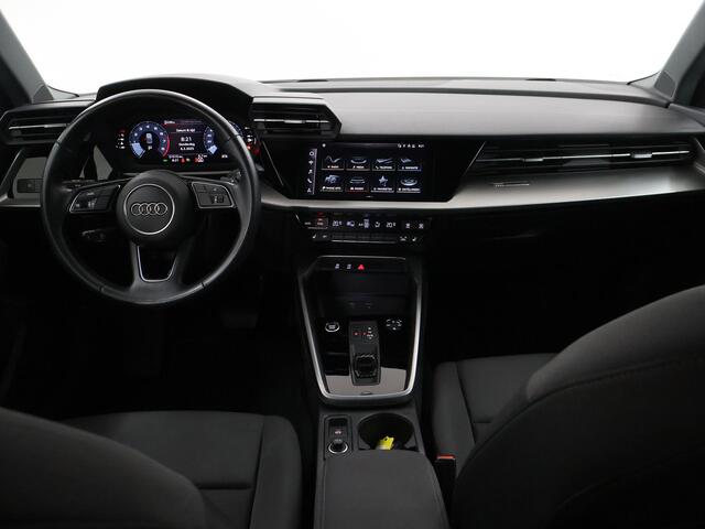 Audi A3 Limousine 35 TFSI S edition | Navigatie | Parkeersensoren | Stoelverwarming | Keyless Go |
