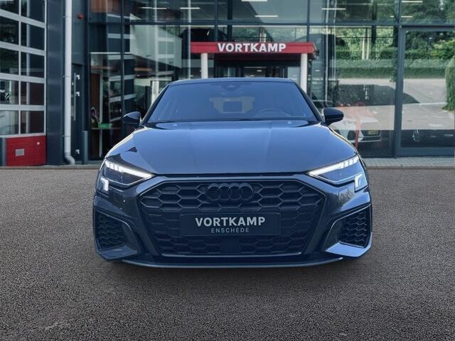 Audi A3 45 TFSIe S LINE AMBIENTE+/E-KLEP/CAMERA/BenO/NAVI/ACC/STOELVERW/C