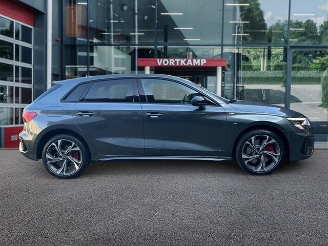 Audi A3 45 TFSIe S LINE AMBIENTE+/E-KLEP/CAMERA/BenO/NAVI/ACC/STOELVERW/C