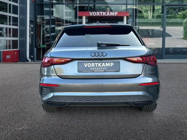 Audi A3 45 TFSIe S LINE AMBIENTE+/E-KLEP/CAMERA/BenO/NAVI/ACC/STOELVERW/C