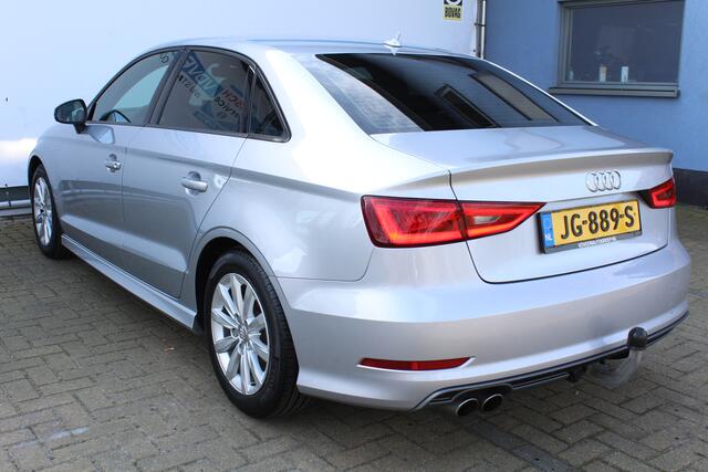 Audi A3 Limousine 1.4 TFSI S-Line CoD Adrenalin Sport | Incl. 12 maanden Garantie | Navigatie | Cruise controle | Climate controle | Trekhaak | Zwarte Hemelbekleding | Bi-Xenon koplampen | Sportstoelen | Origineel NL auto | NAP |