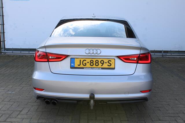 Audi A3 Limousine 1.4 TFSI S-Line CoD Adrenalin Sport | Incl. 12 maanden Garantie | Navigatie | Cruise controle | Climate controle | Trekhaak | Zwarte Hemelbekleding | Bi-Xenon koplampen | Sportstoelen | Origineel NL auto | NAP |