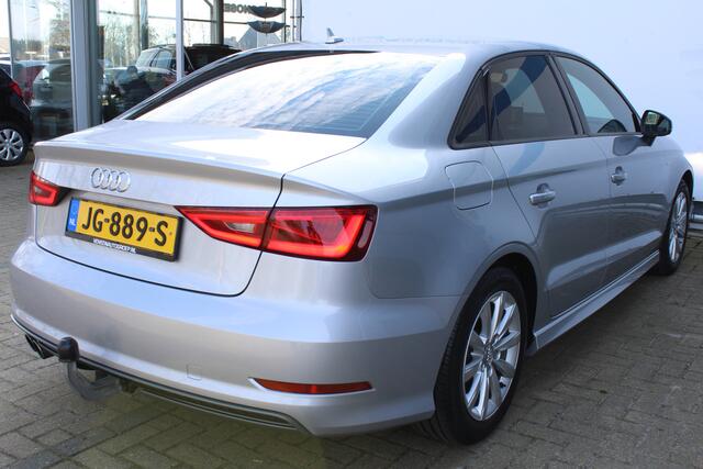 Audi A3 Limousine 1.4 TFSI S-Line CoD Adrenalin Sport | Incl. 12 maanden Garantie | Navigatie | Cruise controle | Climate controle | Trekhaak | Zwarte Hemelbekleding | Bi-Xenon koplampen | Sportstoelen | Origineel NL auto | NAP |