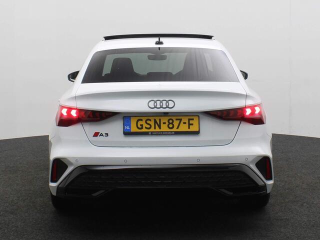 Audi A3 Limousine 35 TFSI 150PK S edition | Panoramadak | Stoelverwarming | 19-Inch | Ambient-Lightning | Adaptive-Cruise | Achterruitrijcamera |