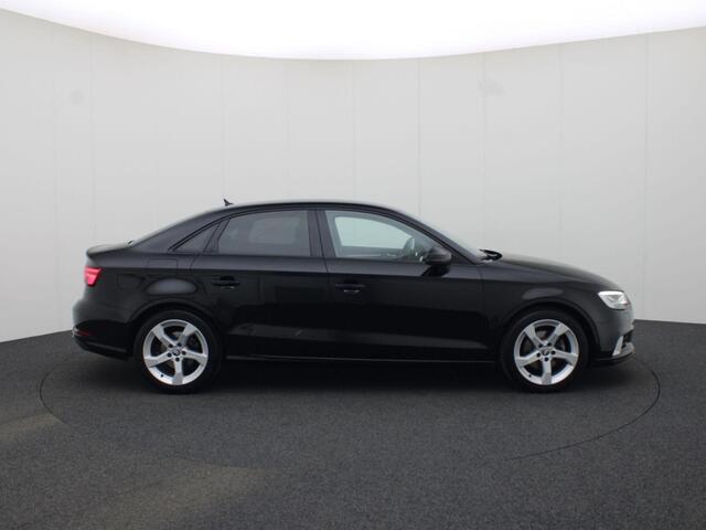 Audi A3 Limousine 35 TFSI/150PK Advanced · Navigatie · LED · Parkeersensoren