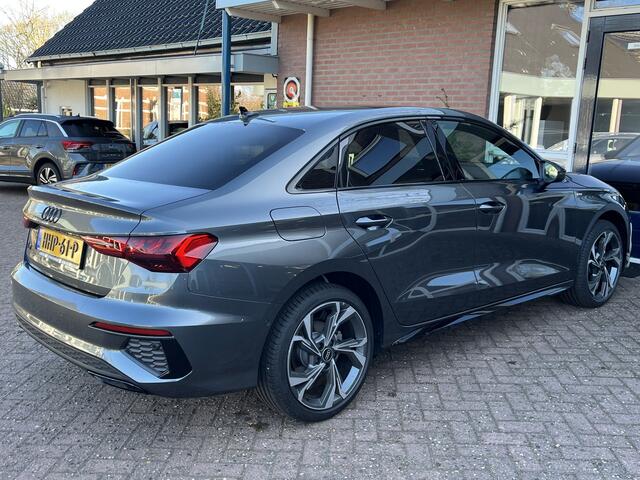 Audi A3 Limousine 35 TFSI 150pk | S-Line | Pano | Stoelverwarming | Adapt. Cruise | A Camera |