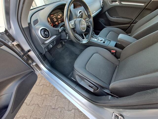 Audi A3 1.4 TFSI COD virtual cockpit!
