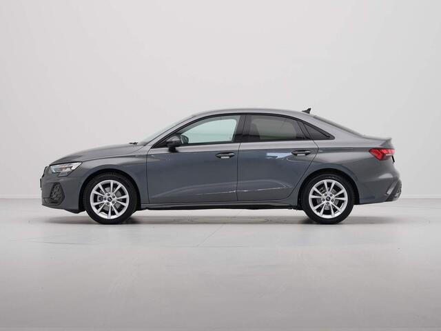 Audi A3 Limousine 30 TFSI 115pk S-line edition Navigatie Clima Pdc Lm Velgen