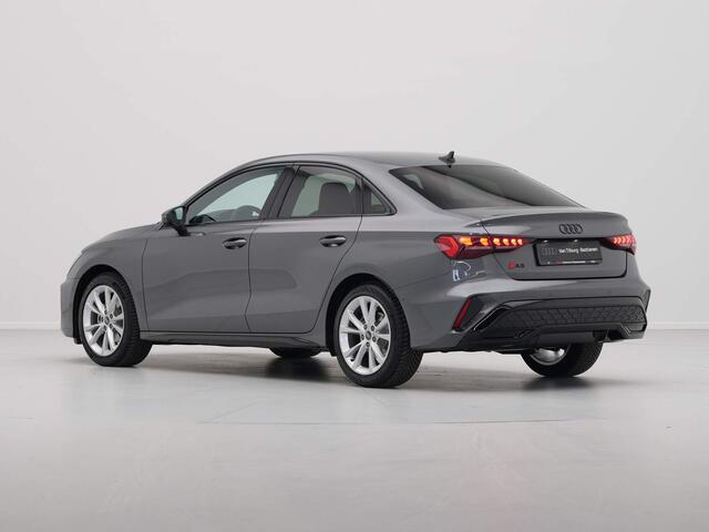 Audi A3 Limousine 30 TFSI 115pk S-line edition Navigatie Clima Pdc Lm Velgen
