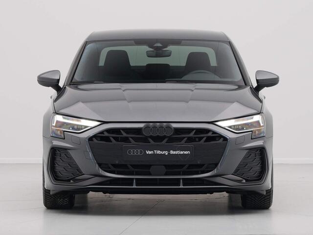 Audi A3 Limousine 30 TFSI 115pk S-line edition Navigatie Clima Pdc Lm Velgen