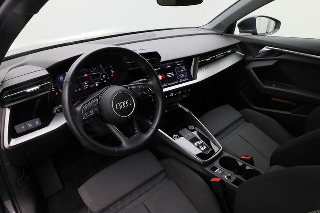 Audi A3 Limousine 30 TFSI 110 pk S-tronic Business edition | Navigatie | Parkeersensoren achter | Apple Carplay / Android Auto