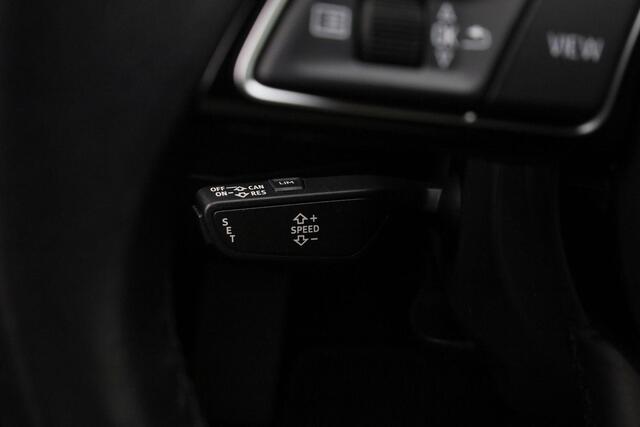Audi A3 Limousine 30 TFSI 110 pk S-tronic Business edition | Navigatie | Parkeersensoren achter | Apple Carplay / Android Auto