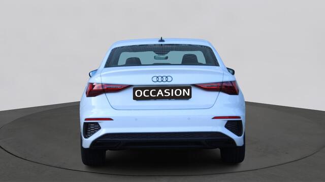 Audi A3 Limousine 30 TFSI 110pk S Edition S-tronic / Navigatie / Apple Carplay / LED