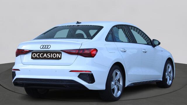 Audi A3 Limousine 30 TFSI 110pk S Edition S-tronic / Navigatie / Apple Carplay / LED