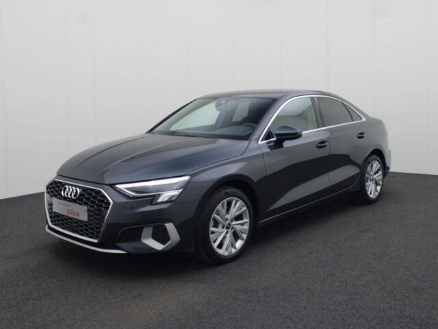 Audi A3 Limousine 30 TFSI/110PK Business edition · Navigatie · Parkeersensoren · LED