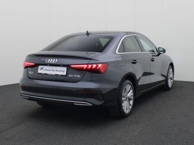 Audi A3 Limousine 30 TFSI/110PK Business edition · Navigatie · Parkeersensoren · LED