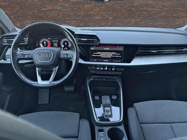 Audi A3 Limousine 30 TFSI ECC LMV SPORTSTOELEN NAVI LED