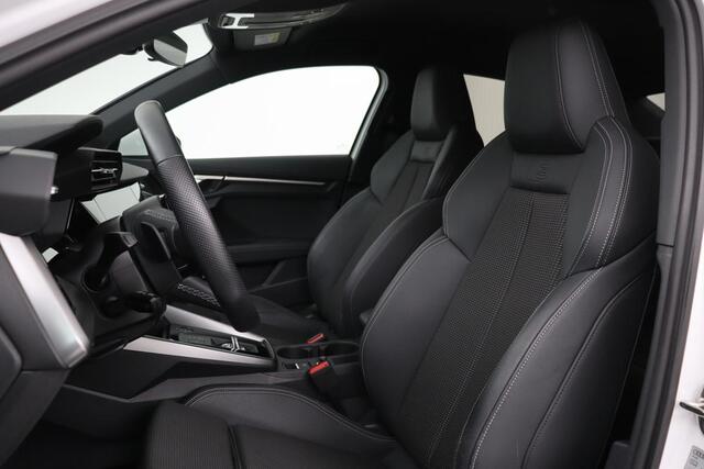 Audi A3 35 TFSI S edition | Adaptive cruise | Carplay | Sportstoelen | Virtual Cockpit | Full LED | Navigatie | Climate control | S Line