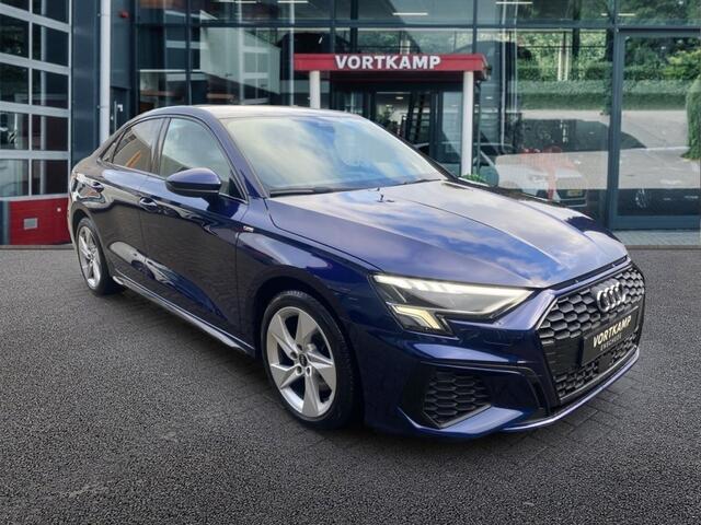 Audi A3 30 TFSI S EDITION MATRIX-LED/PDC/STOELVERW/PDC/NAVI