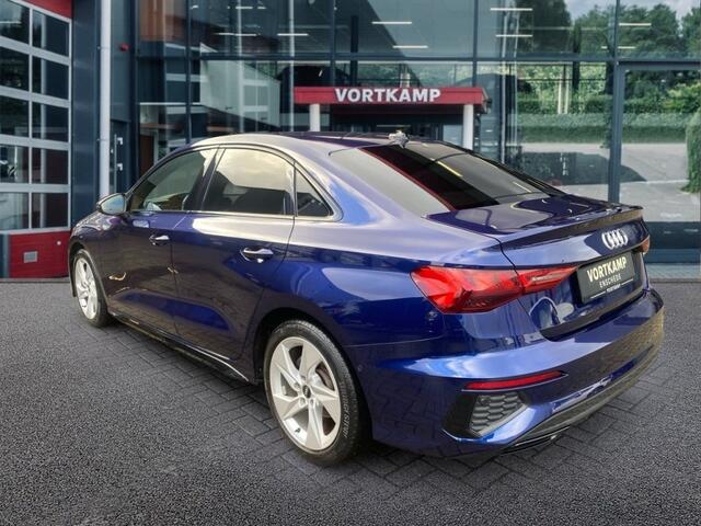 Audi A3 30 TFSI S EDITION MATRIX-LED/PDC/STOELVERW/PDC/NAVI