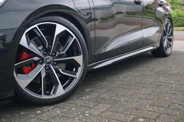 Audi A3 Sportback 45 TFSI e (245pk) 3X S-line LED/Alcantara/19 inch/S3