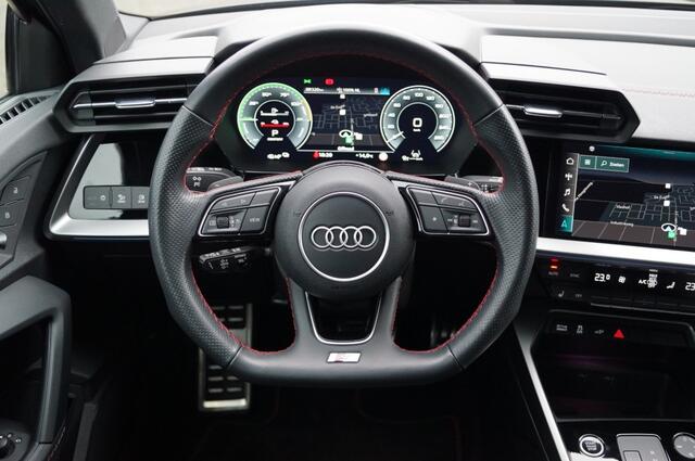 Audi A3 Sportback 45 TFSI e (245pk) 3X S-line LED/Alcantara/19 inch/S3