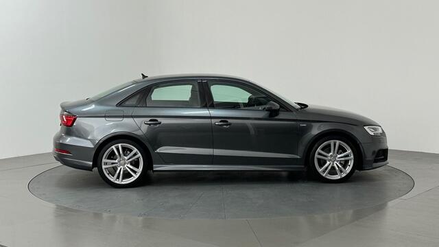 Audi A3 30 TFSI ADVANCE SPORT S-LINE ADAPT CRUISE DIGI DASH