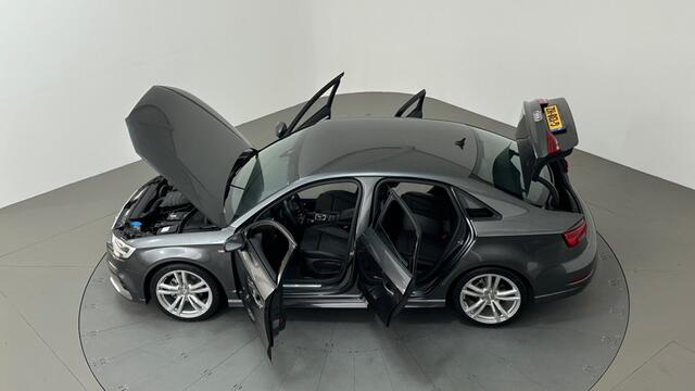 Audi A3 30 TFSI ADVANCE SPORT S-LINE ADAPT CRUISE DIGI DASH