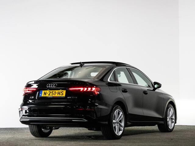 Audi A3 Limousine 35 TFSI 150 PK Edition AUTOMAAT | LED Matrix | Panoramadak | Navigatie | Adaptieve Cruise Control |