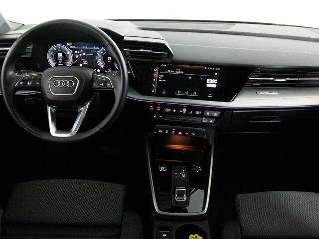 Audi A3 Limousine 35 TFSI 150 PK Edition AUTOMAAT | LED Matrix | Panoramadak | Navigatie | Adaptieve Cruise Control |